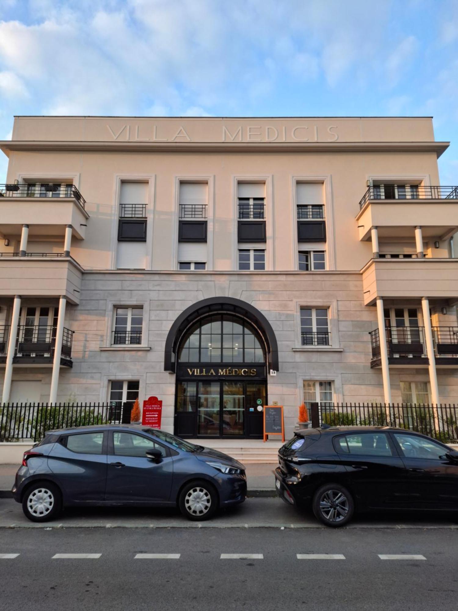 Villa Medicis Versailles Saint-Cyr-lʼÉcole Exteriér fotografie
